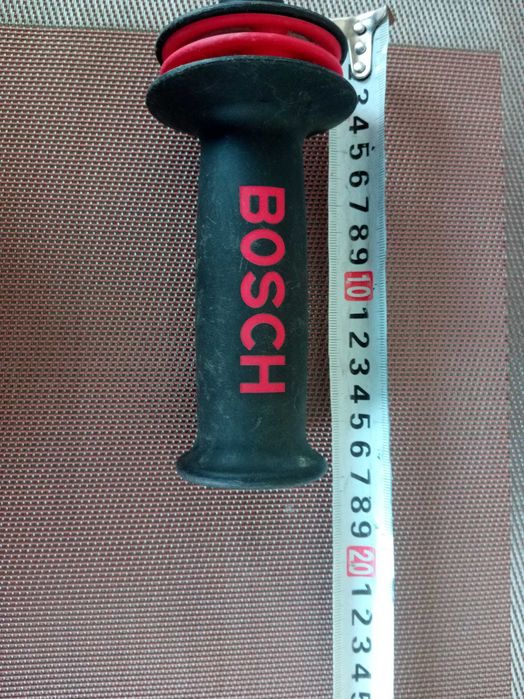 Антивибрационна дръжка за ъглошлайф.