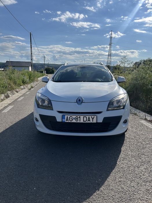 RENAULT Megane 2010 — imagine 4