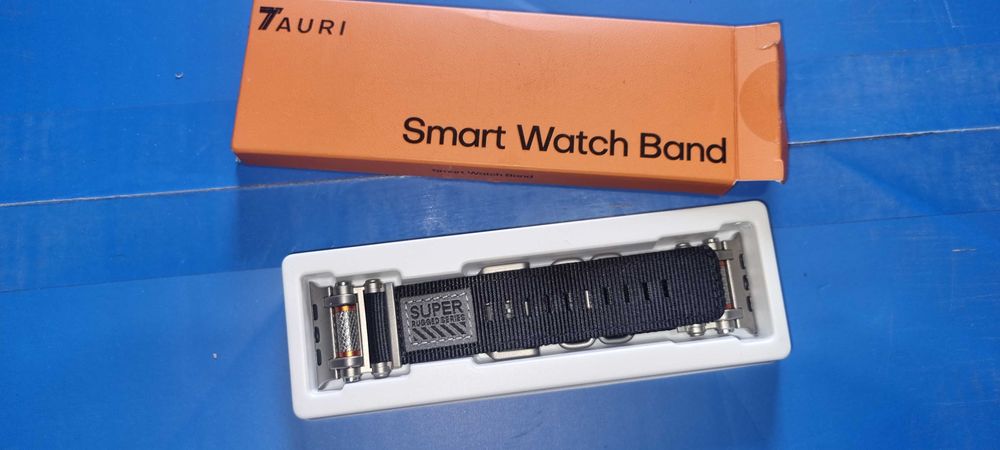 Curea nylon conectori inox Apple Watch Ultra noua