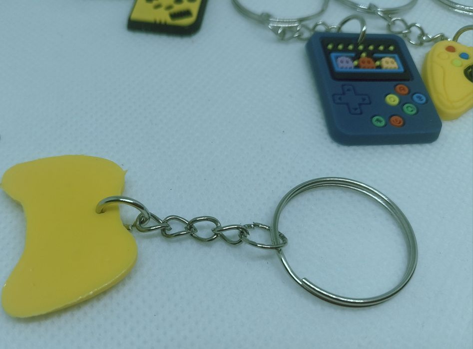 Набор 10 брелков.