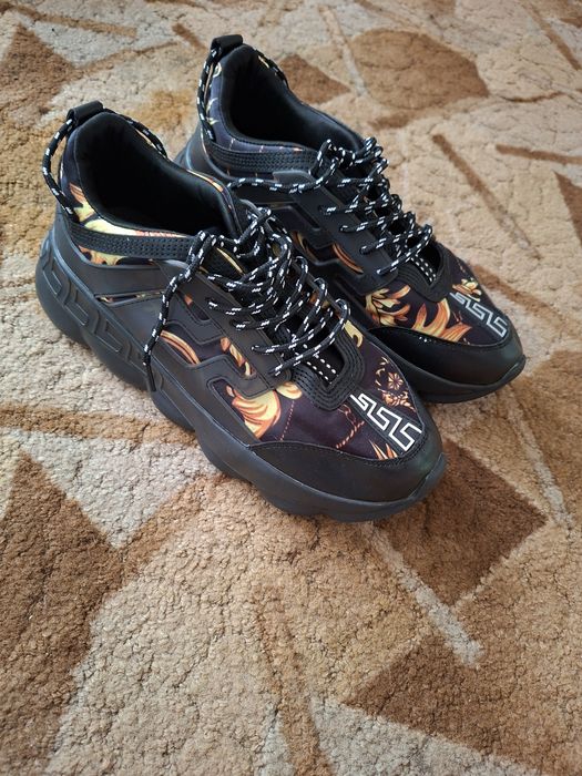 Adidasi versace marimea 43