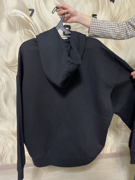 Продам худи ADIDAS оригинал.