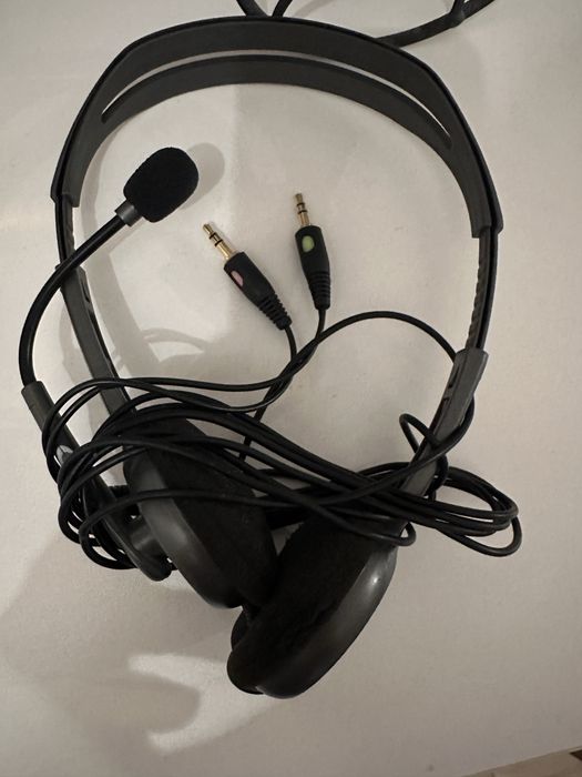 Наушники Logitech