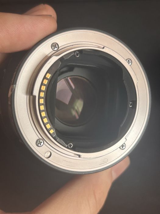 Обектив Sony FE 50mm f/1.8