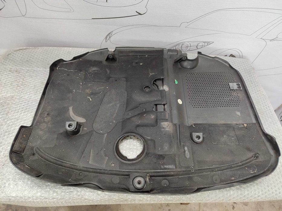 Capac Motor Mercedes-Benz C-Class (W204) 2007–2014 / Cod OEM A6510101467 (4B2)
