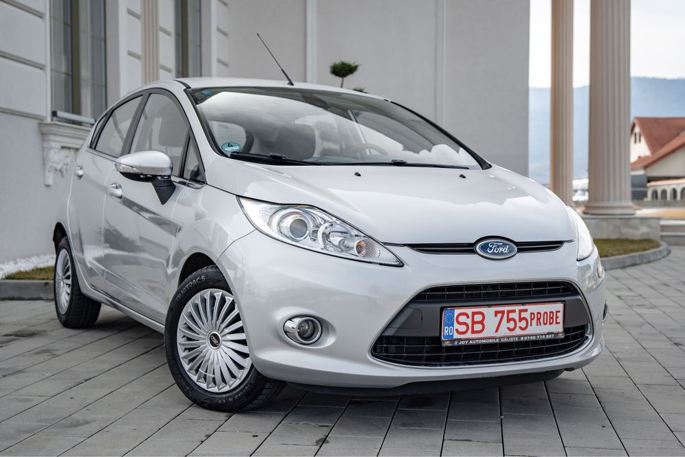 Ford Fiesta *Rate* 1,4 Benzina *Automat* 2011 *Garantie 12 Luni*