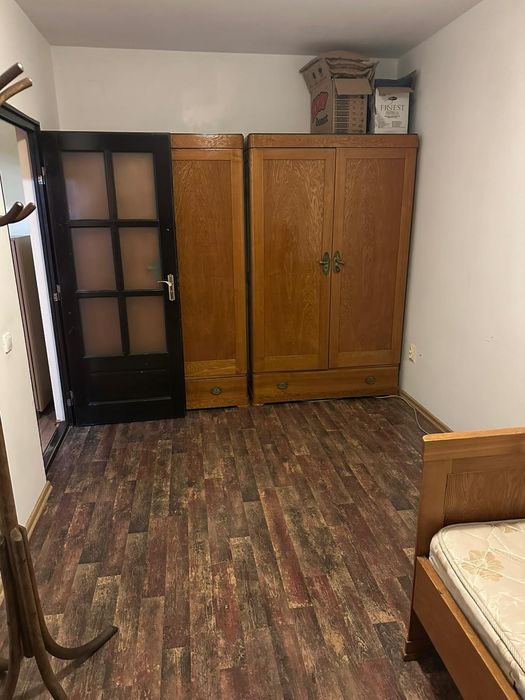 Apartament de închiriat