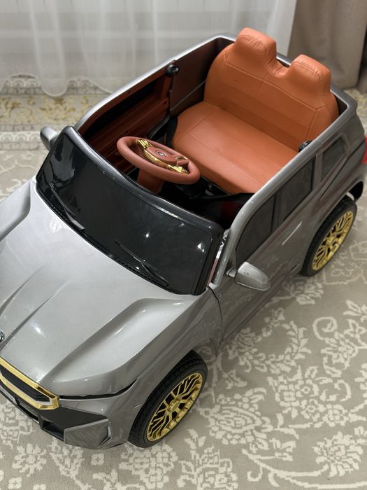 Детский электромобиль