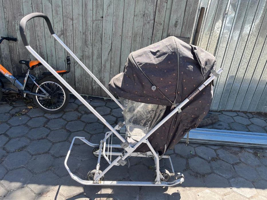 Продам Санки шана в отличном состояние