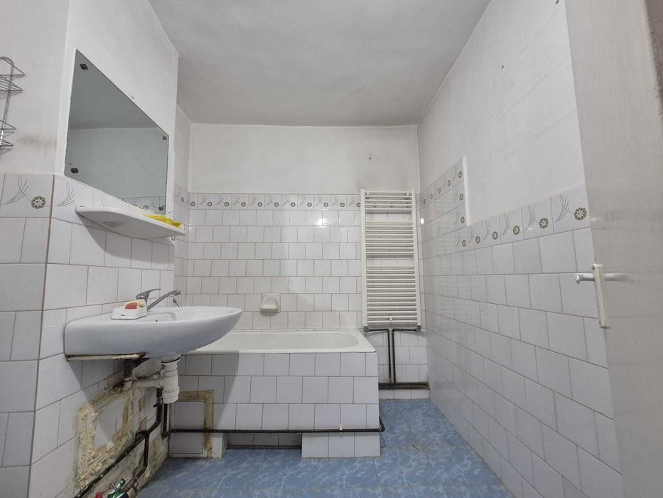 Oportunitate investiție – Apartament 3 camere, ultracentral Marghita