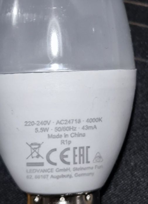 6 x Corpul de iluminat cromat cu 3