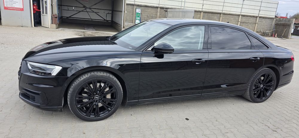 Vând/Schimb Audi A8 Long