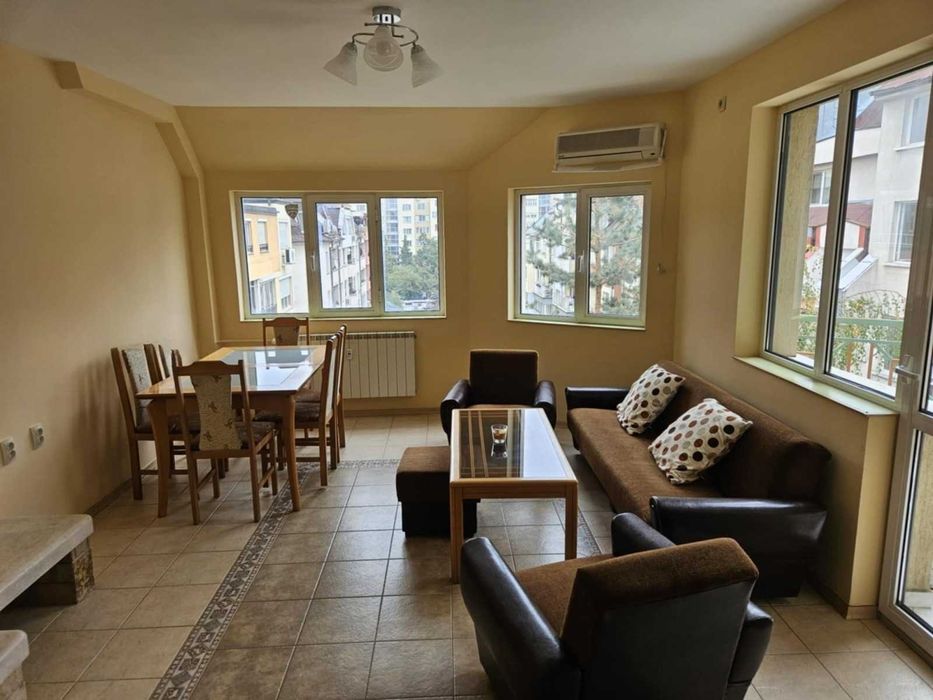 Дава се под наем Тристаен апартамент в София, Белите брези - 100 кв.м за 650 € - Снимка #2