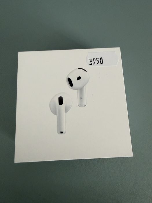 AirPods 4 cu anularea activă a zgomotului