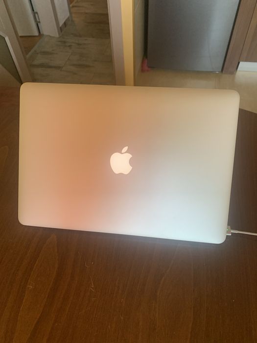 MacBookPro Quad-Core Intel Core i7 15,6