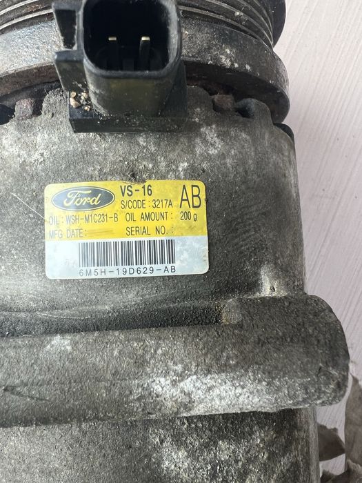 Продам компрессор кондиционера на форд