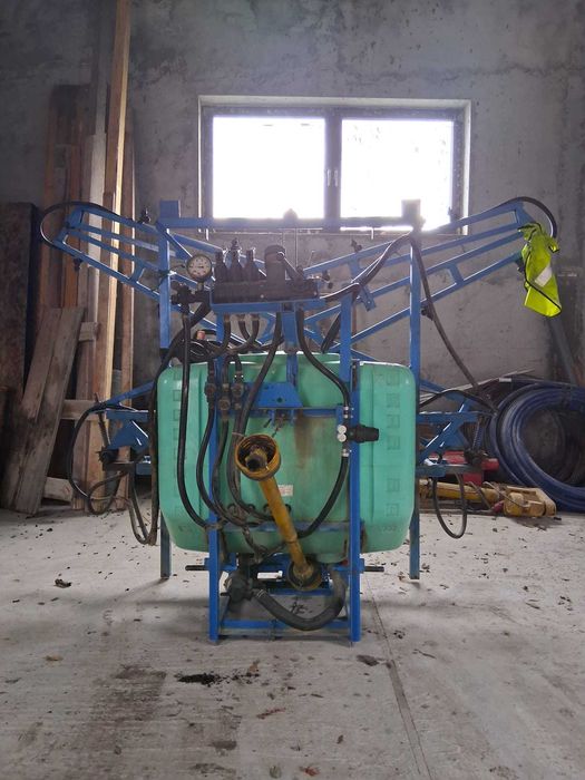 Instalație erbicidat met