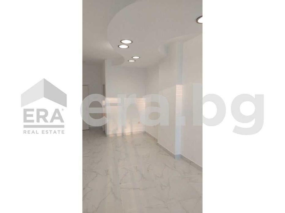 Дава се под наем Магазин в Варна, Център - 52 кв.м за 500 € - Снимка #1