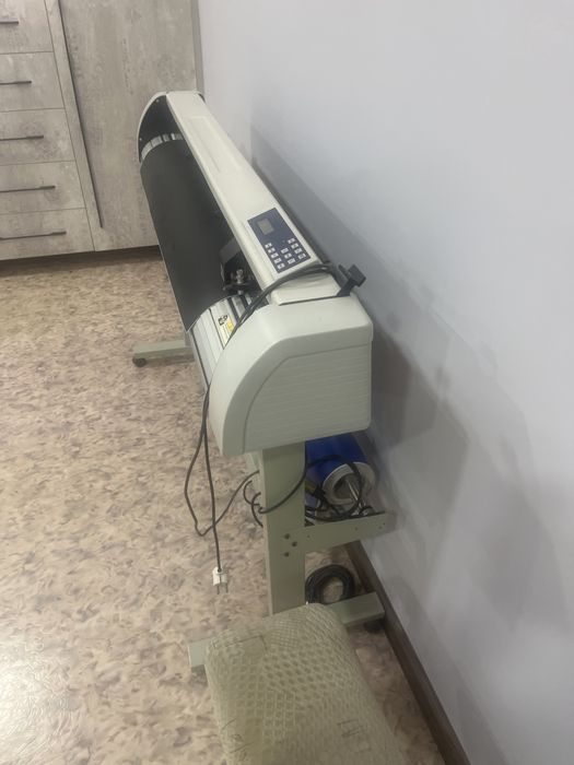 ПЛОТЕР для резки пленок