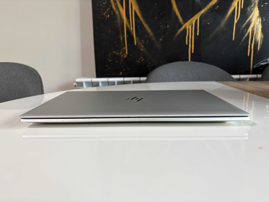 13.3 инч Бизнес Лаптоп HP EliteBook 830 G8 | i7-11865G7 | 16GB RAM | 512GB SSD | Face ID | ТОП състояние