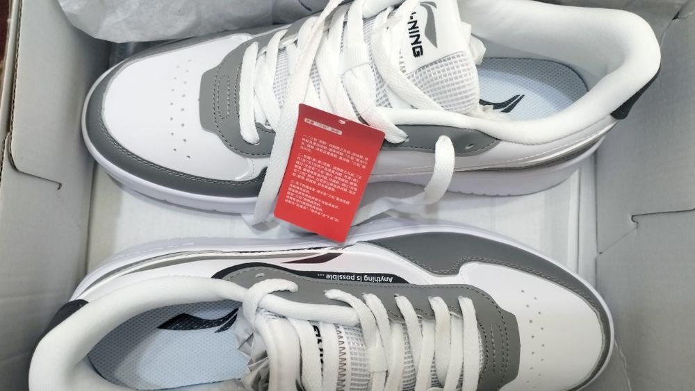 Кроссовки мужские бренда Li-Ning