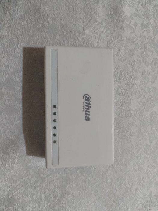 Kommutator (5-portli) Dahua DH-PFS3005-5ET-L