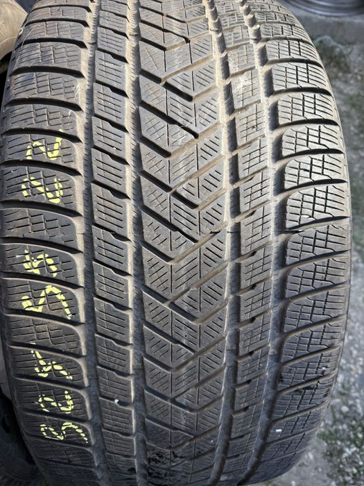 Anvelooe iarna pirelli 275/40/22 325/35/22