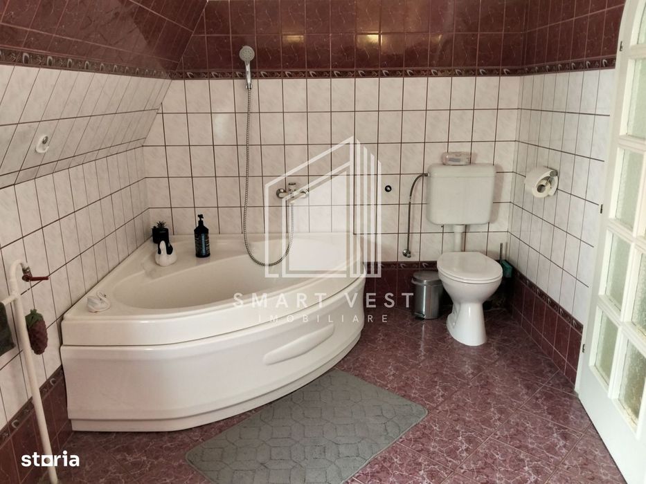 Casa de vânzare 380mp + locuinta separata pt oaspeti | Zona Cloșca