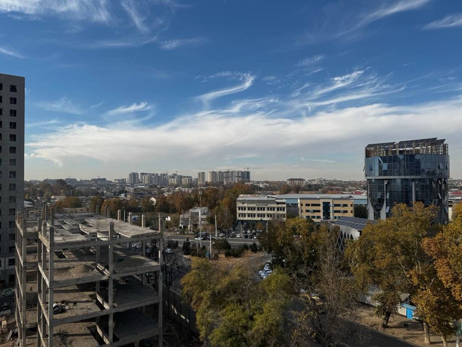 Мирзо Улугбекский район. Евро 3х комнатная. Коробка. С кадастром.