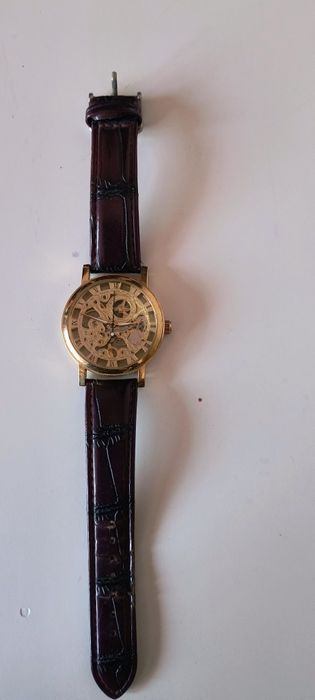 Vând sau schimb ceas mecanic