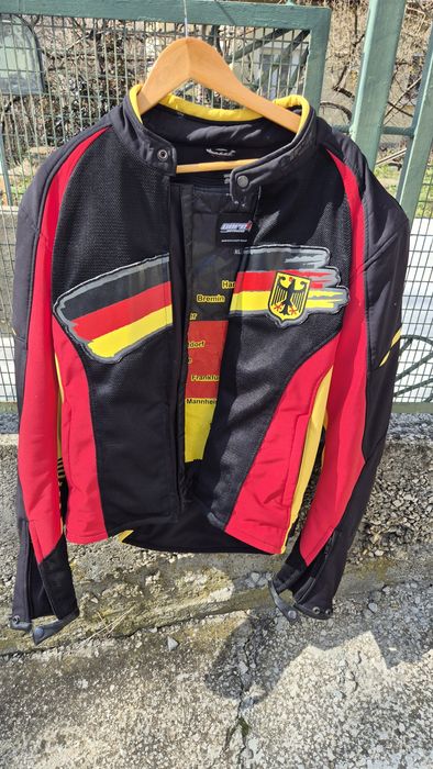 Текстилно мото яке