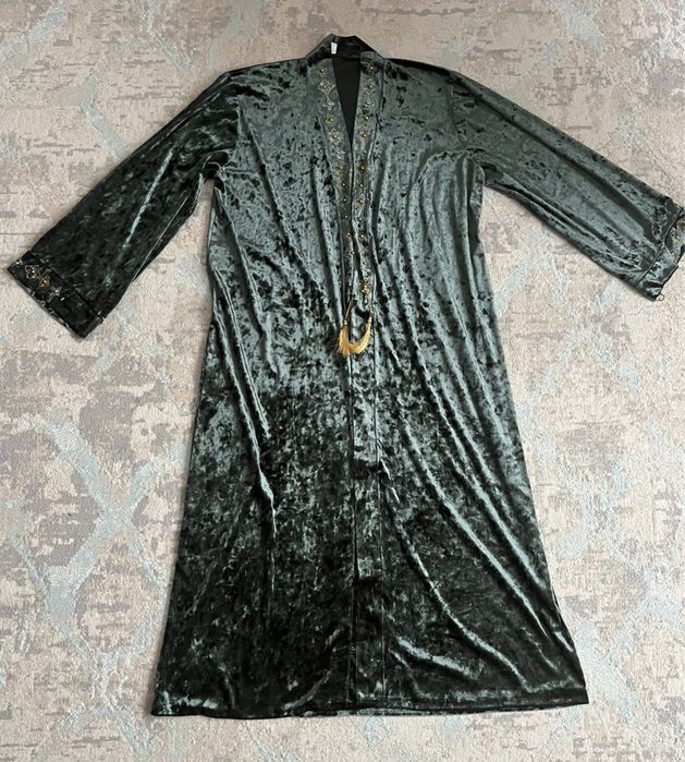 Камзол изумрудный цвет Новый подойдет на 52/54/56