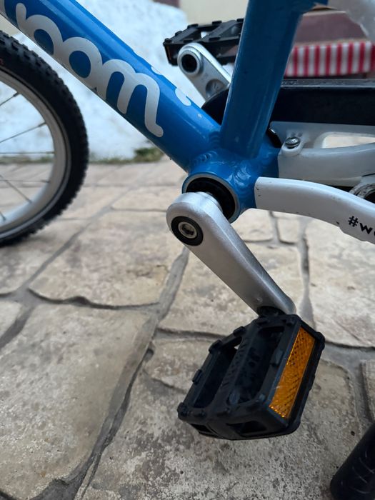 Woom 2 si casca woom S albastre