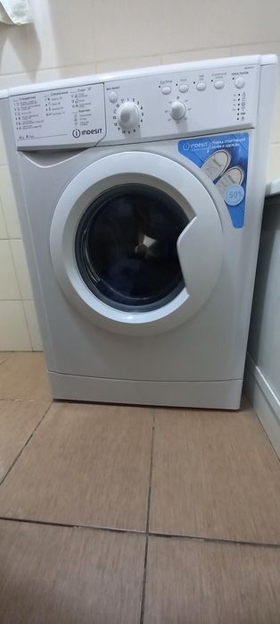 Продам стиральную машинку