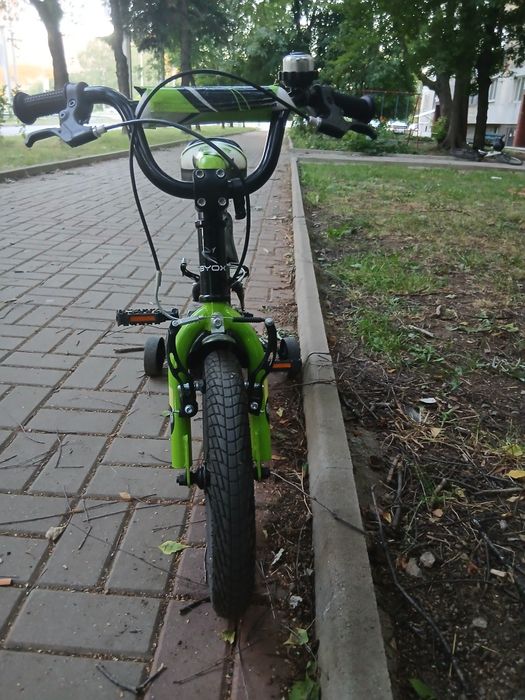 Продавам детски велосипед 14" изкарван 10ина  пъти.Перник . Цена:95евро. Тел:0894870605.