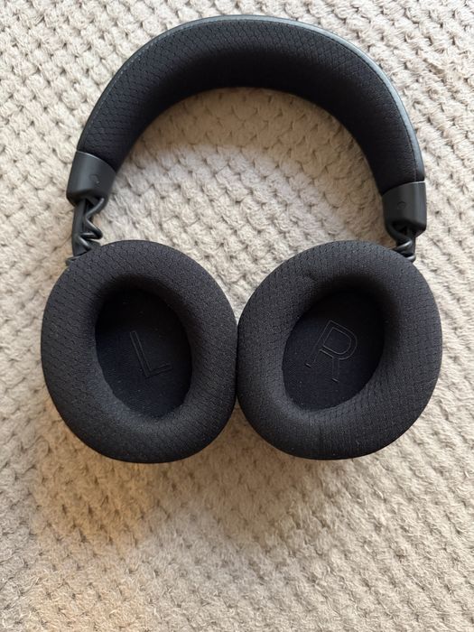 Razer Kraken V4 Чисто Нови !!