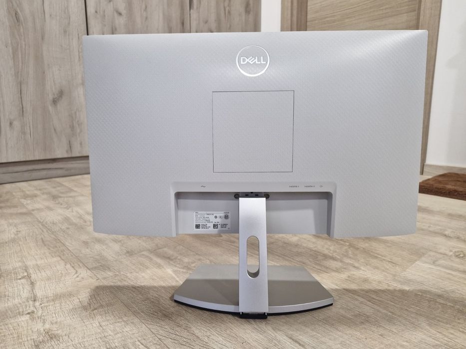 Монитор Dell 24 Full HD