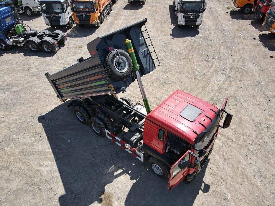 Вывоз мусора. Услуги самосвала.