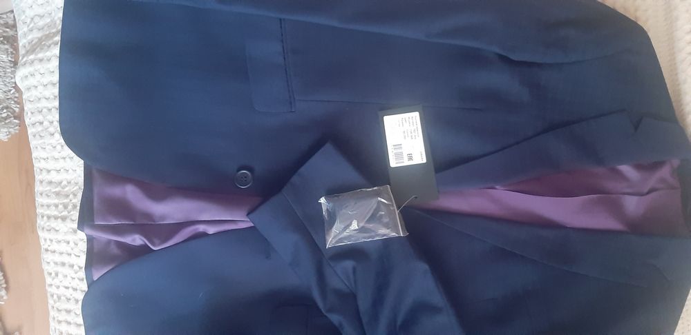 Продам мужской костюм