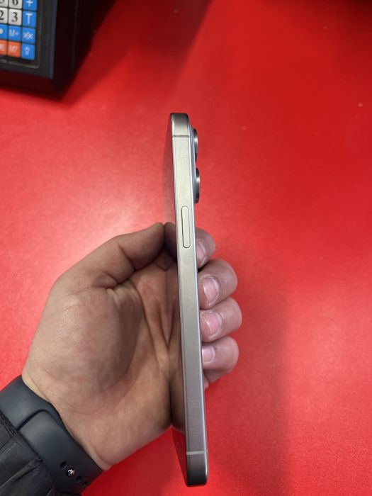 15 про макс 256 емкост 87