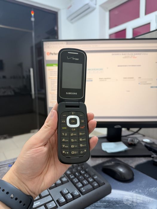 Perfectum Samsung Verizon Gusto 3 orginal b/u