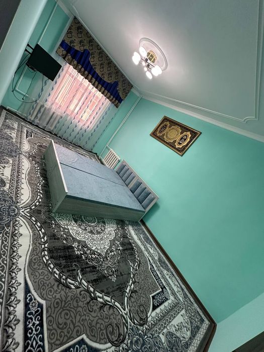 Сдаётся 3х ком квартира на 4этаже Семье ,ор:6 мкр,Омад