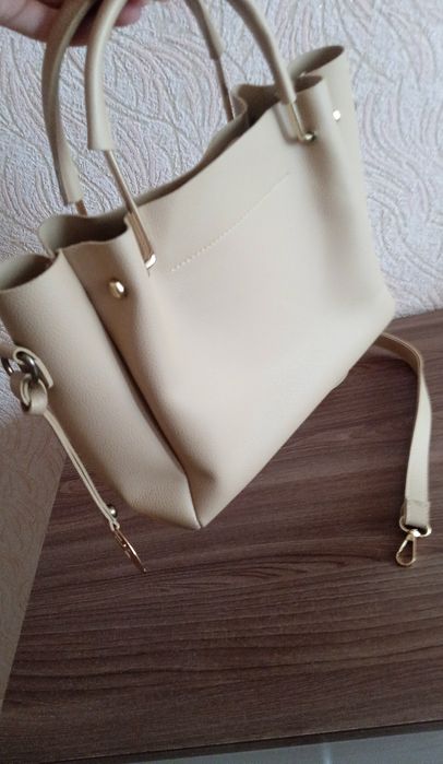 Сумки продам коста