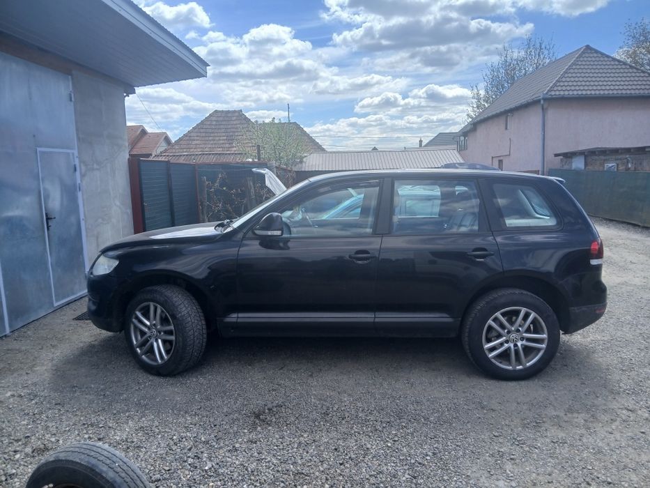 Dezmembrez Piese Vw Touareg 2004-2010