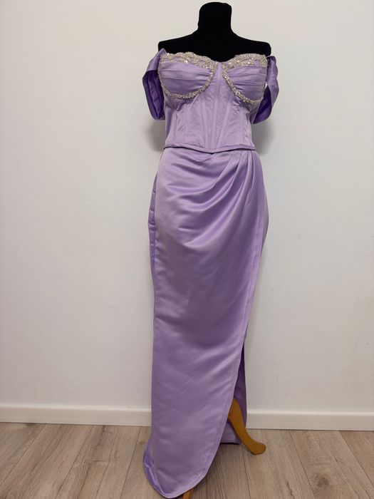 Rochie de nasa pe comanda