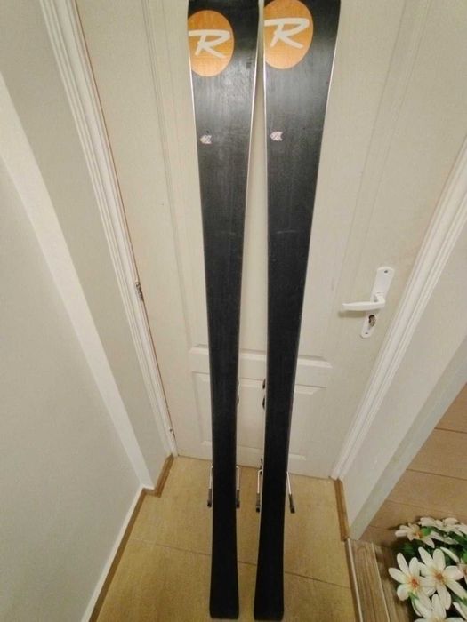 Ски Rossignol бял