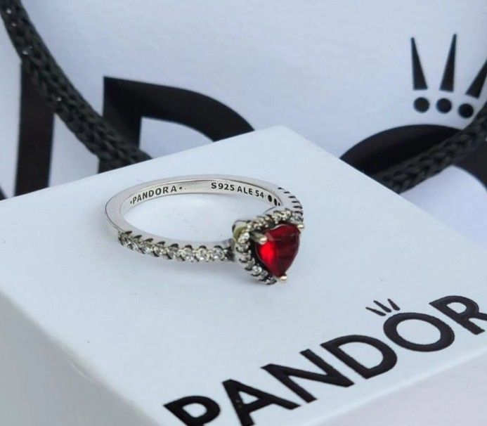 Set Pandora argint 925 inima rosie colier cercei inel bratara cutie