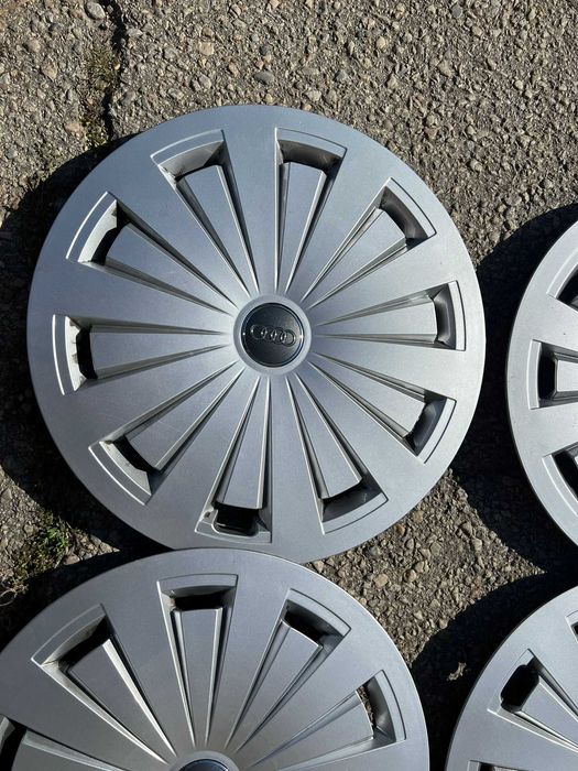 Тасове Ауди 16 цола Оригинални на Ауди