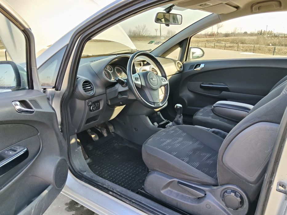 Opel Corsa D 2012 GPL Proprietar