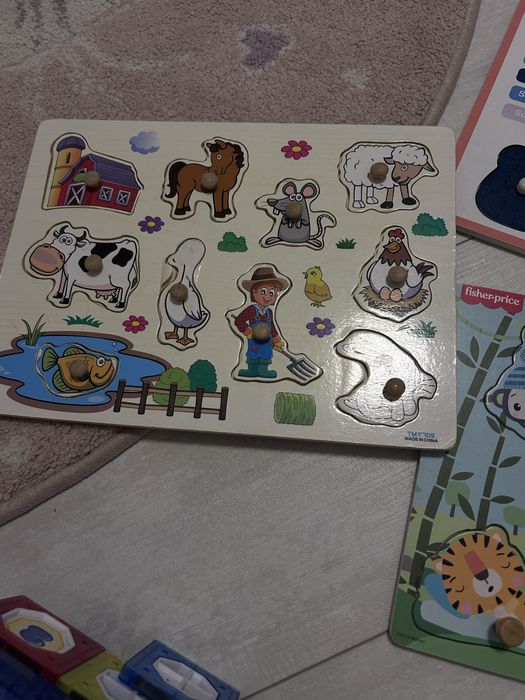 Дървен пъзел за бебе